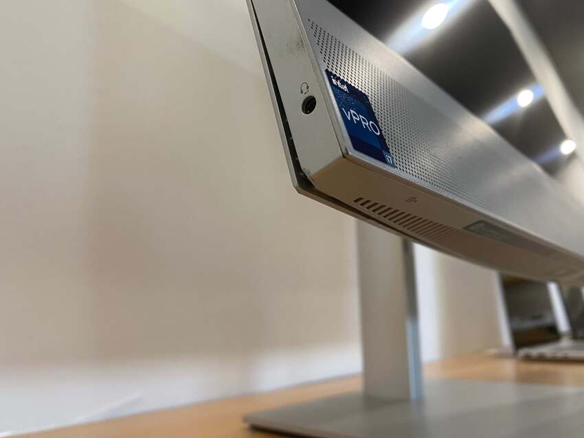 Računalnik HP EliteOne 870 G9 AiO Demo |  i7-13700 | 32 GB RAM | QHD | RTX 3050