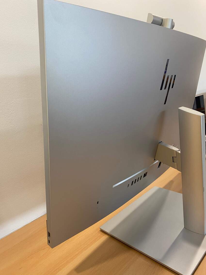 Računalnik HP EliteOne 870 G9 AiO Demo |  i7-13700 | 32 GB RAM | QHD | RTX 3050