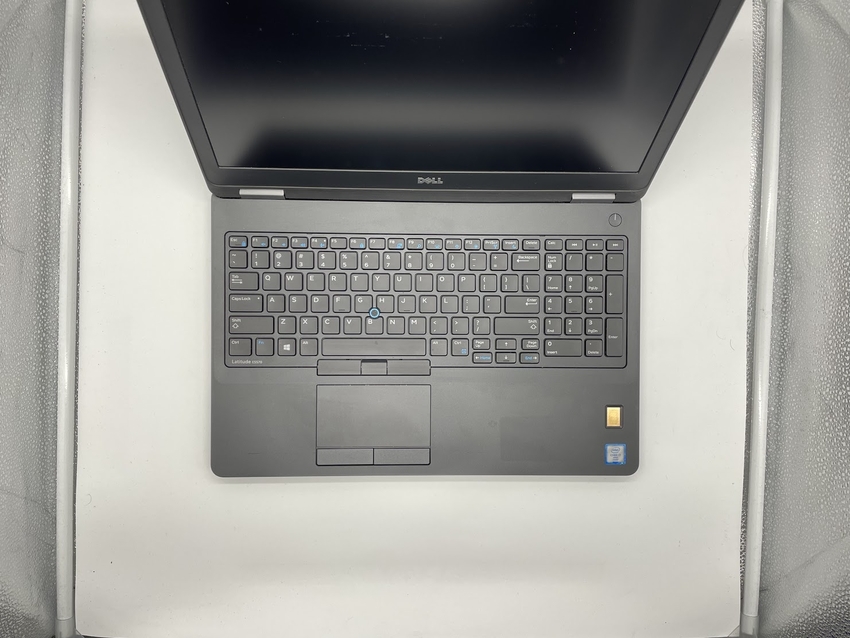 Prenosnik HP EliteBook 850 G6 / i5 / RAM 8 GB / SSD Disk / 15,6″ FHD