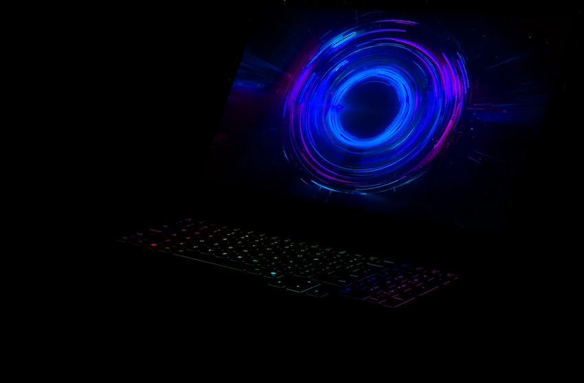Prenosnik Lenovo LOQ 17IRX10 / i7 / RAM 32 GB / SSD Disk / 17,3″ FHD