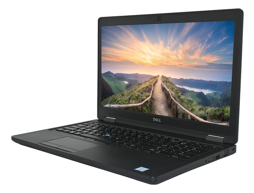 Prenosnik Dell Latitude 5590 / i7 / RAM 8 GB / 15,6″ FHD