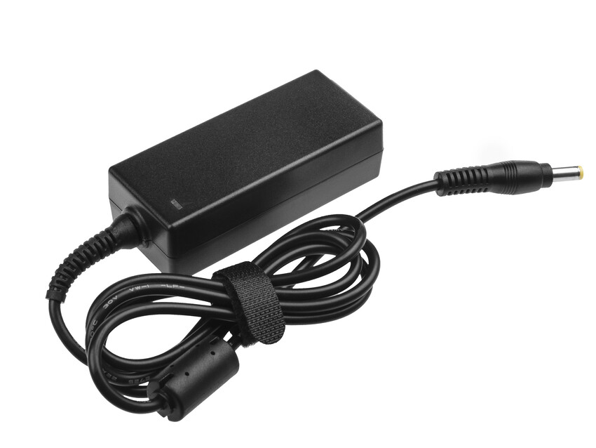 Green Cell PRO polnilec / AC Adapter 19V 2.15A 40W za Acer Aspire One 531 533 1225 D255 D257 D260 D270 ZG5 (AD53P)