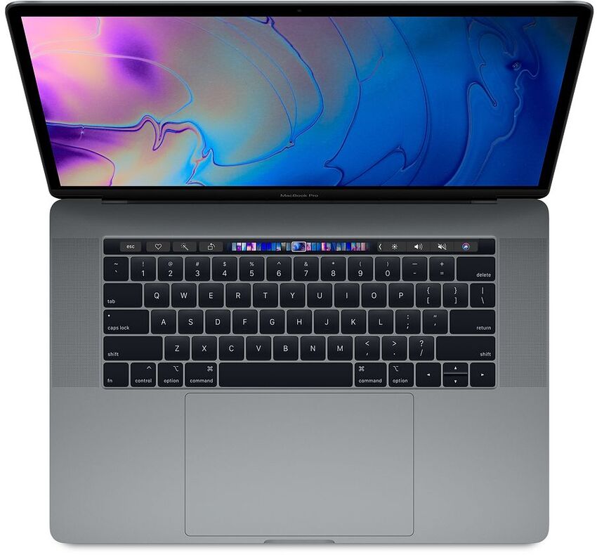 Prenosnik Apple Macbook Pro 15 (2018) / i7 / RAM 32 GB / SSD Disk / 15,6″ 2.8K