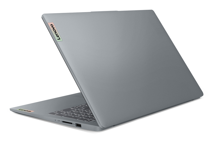 Prenosnik Lenovo IdeaPad Slim 3 15ABR8 / Ryzen 5 / RAM 8 GB / SSD Disk / 15,6″ FHD