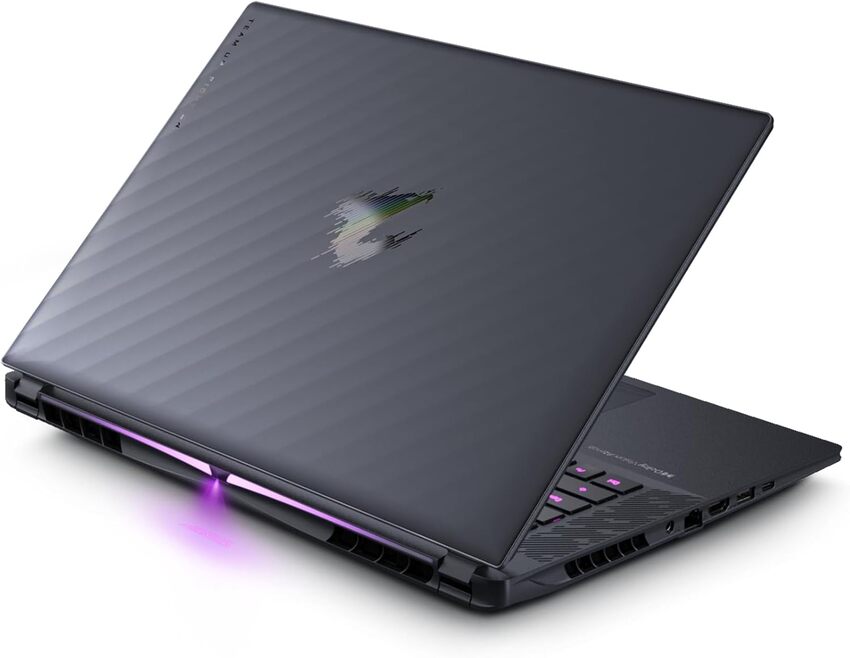 Prenosnik Gigabyte Aorus Elite 16 BWH / Ultra 9 / RAM 32 GB / SSD Disk / 17,3″ WQXGA